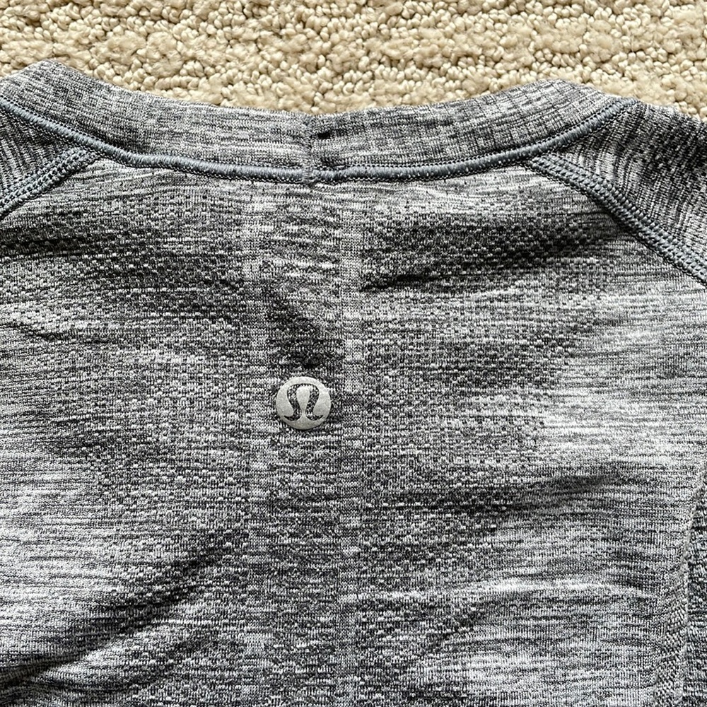 Lululemon swiftly tech long sleeve